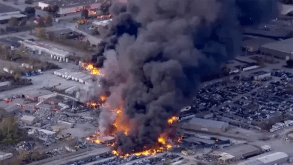 ارتفاع ضحايا تحطم طائرة شحن فى كنتاكى إلى 11 قتيلا