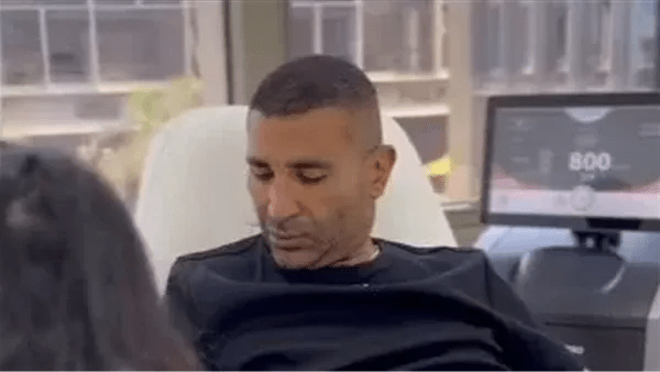 بعد تعرضه لحادث سير وتهشم سيارته.. آخر تطورات الحالة الصحية لأحمد سعد