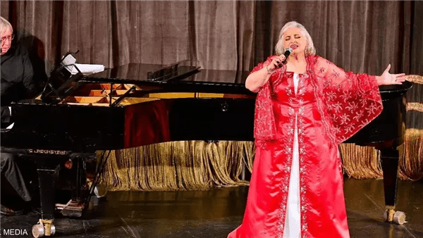 نيفين علوبة مؤسسة فريق فابريكا تكشف سر اختيارها لعمل مسرحية أوليفر بالعربي