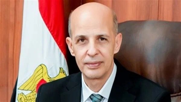 رئيس جامعة بني سويف: استقبال 2880 حالة بعيادات طب الفم والأسنان خلال ديسمبر