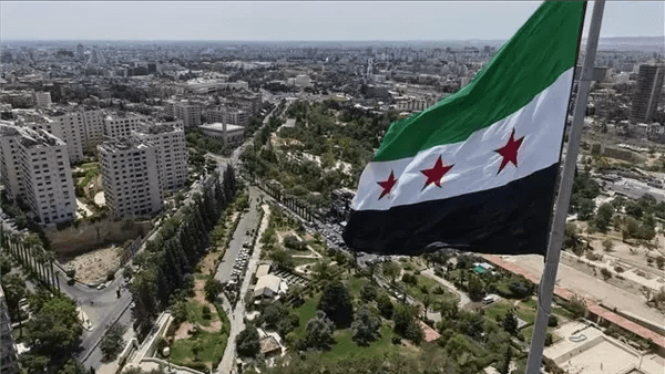  المبعوثة البريطانية لسوريا: نحث إسرائيل على احترام سيادة دمشق والوفاء بالتزاماتها