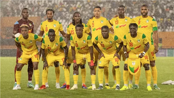 مدرب بنين يتقدم بشكوى رسمية ضد طاقم تحكيم مباراة فريقه أمام الكونغو