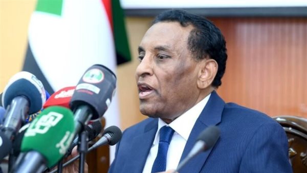 السودان يحظر استيراد قائمة واسعة من السلع لوقف تدهور قيمة العملة