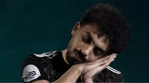 الاتحاد السكندرى ينهى اتفاقه على ضم حمدى علاء وعبدالرحمن عماد ثنائي زد الاتحاد السكندرى ينهى اتفاقه على ضم حمدى علاء وعبدالرحمن عماد ثنائي زد