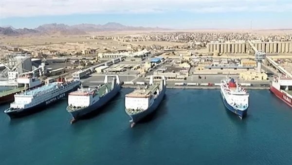 تداول 19 ألف طن و1293 شاحنة بضائع عامة بموانئ البحر الأحمر