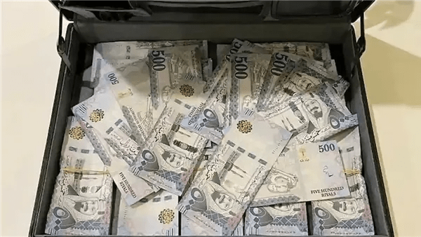 سعر الريال السعودي الآن في مصر الأحد 18 يناير 2026 (تحديث مباشر)