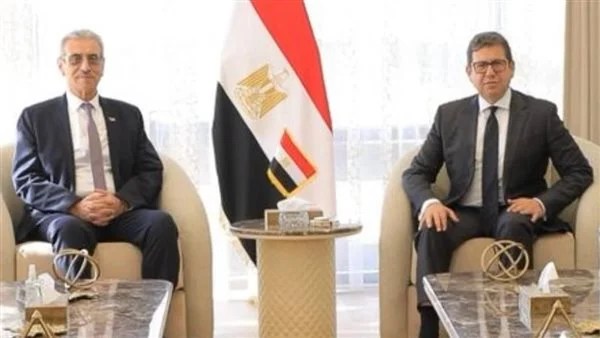 رئيس المخابرات العامة يؤكد حرص مصر على نجاح عمل اللجنة الفلسطينية لإدارة غزة ومساندتها لتنفيذ مهامها