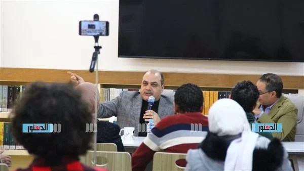 مكتبة نون السحار توثق مسيرة الدكتور محمد الباز مكتبة نون السحار توثق مسيرة الدكتور محمد الباز