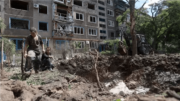 روسيا تتجاوز الضغوط الغربية وتستعد لعام جديد من الحرب في أوكرانيا روسيا تتجاوز الضغوط الغربية وتستعد لعام جديد من الحرب في أوكرانيا