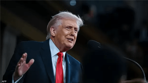 خيارات مطروحة.. ترامب يدرس التدخل البري في إيران