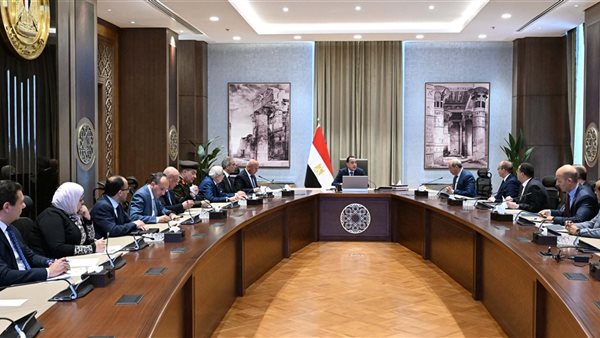 رئيس الوزراء يتابع الموقف التنفيذي لتشغيل وتطوير مطار العلمين الدولي