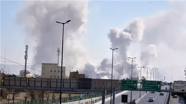 التلفزيون الإيراني: دوي انفجارات شرقي العاصمة طهران