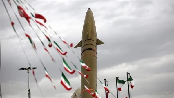 الحرس الثوري الإيراني يعلن استخدام صاروخ مطور في عراد والجيش الإسرائيلي ينفي