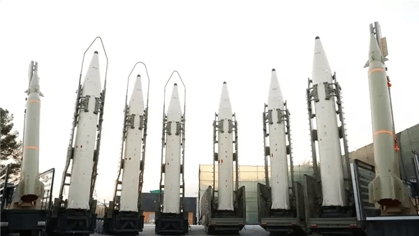 عاجل.. سي إن إن: أمريكا تواجه خطر نفاد مخزون صواريخها حال تجدد الحرب 