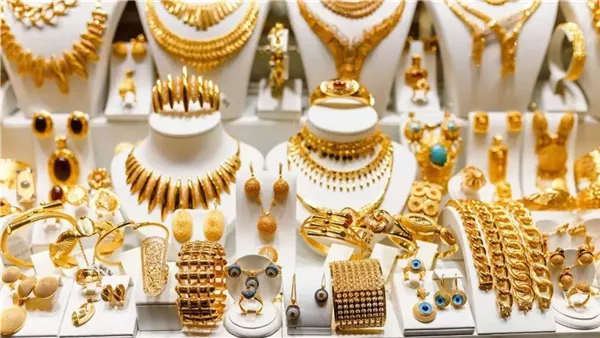 أسعار الذهب اليوم السبت 4 أبريل 2026 في محافظات الصعيد