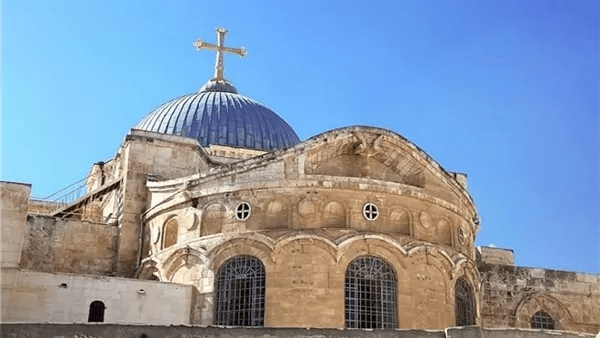 الكنيسة الكلدانية في مصر تحتفل باليوبيل الماسي لبازليك العذراء