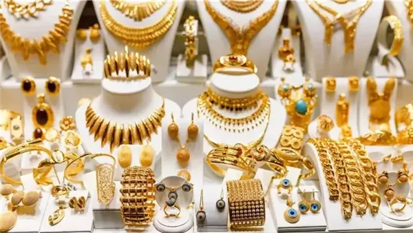 عاجل.. سعر الذهب اليوم الثلاثاء 14-4-2026.. تراجع جديد لعيار 21 فى محلات الصاغة