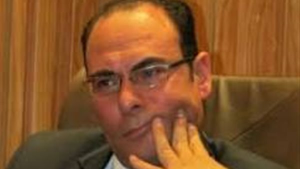 عبده الزراع يفوز برئاسة اتحاد كتاب مصر