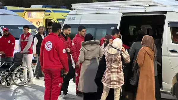 دفعة جديدة من العائدين غزة تصل معبر رفح