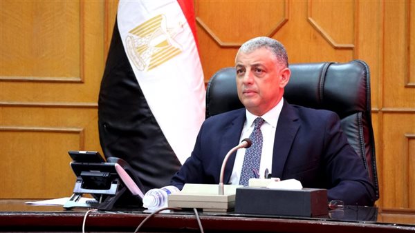 محافظ الإسماعيلية يجري جولة تفقدية موسعة بمركز ومدينة القصاصين الجديدة