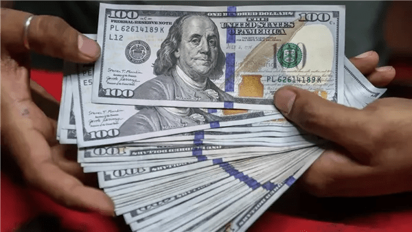  سعر الدولار اليوم السبت 2 مايو 2026 في منتصف التعاملات