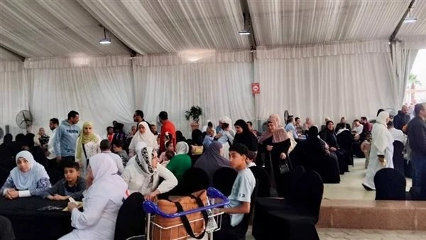 تجهيز خيمة الحجاج لخدمة ضيوف الرحمن بالصالة الموسمية بمطار القاهرة الدولي