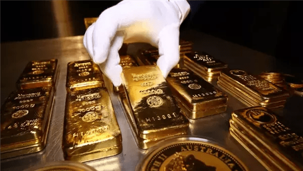 سعر جرام الذهب عيار 21 اليوم الأربعاء 13 مايو 2026 في محلات الصاغة