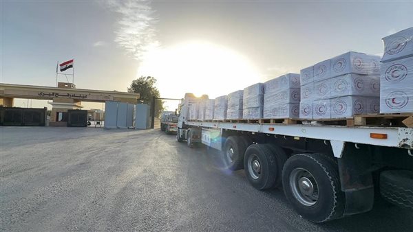 قافلة المساعدات الإنسانية الـ211 تتوجه إلى قطاع غزة