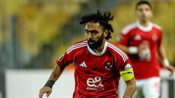 ميركاتو الأهلي.. خطة طوارئ لتأمين بدلاء كوكا والشحات وبيان مرتقب لحسم موقف الثنائي