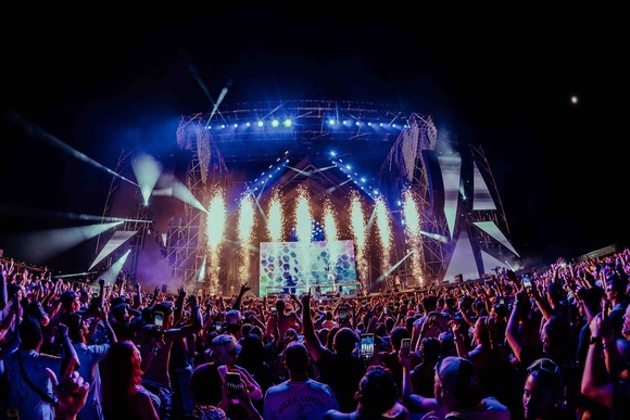 Steve Aoki protagoniza la primera jornada de Dreambeach 2025 en El Toyo-Retamar