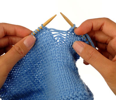 12/03/2021 · hook the dropped stitch. How To Pick Up A Dropped Stitch Dummies