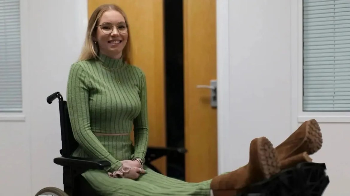 Fue al hospital por 4 días y salió 2 años después sin poder caminar ni hablar Megan Dixon