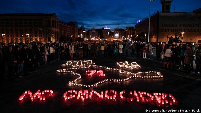 Ukraine Gedenken Deportation der Krim-Tataren (picture-alliance/Zuma Press/N. Furyk)