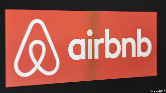 Airbnb Logo (Imago/STPP)