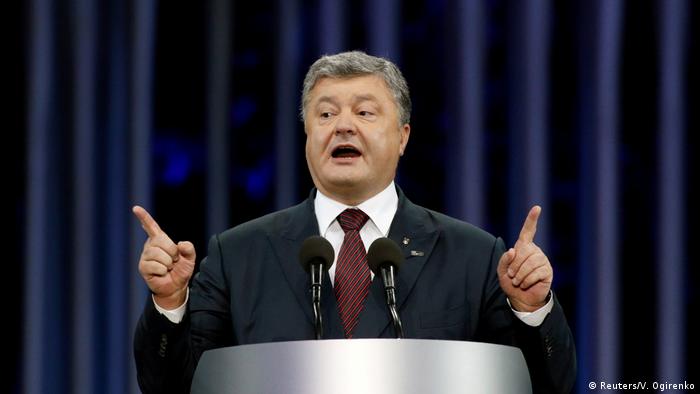 Петро Порошенко вважає, що мінімальну зарплату в Україні можна підняти вже до 4100 гривень