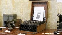 Rumänien Enigma-Maschine in Auktionshaus (Reuters/O. Ganea)