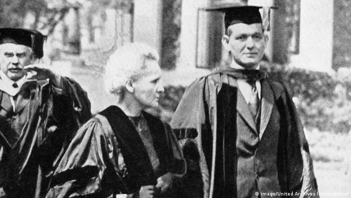 Schon früh interessierte sich marie curie für . Marie Curie - Die Mehrfach-NobelpreistrÃ¤gerin wurde vor