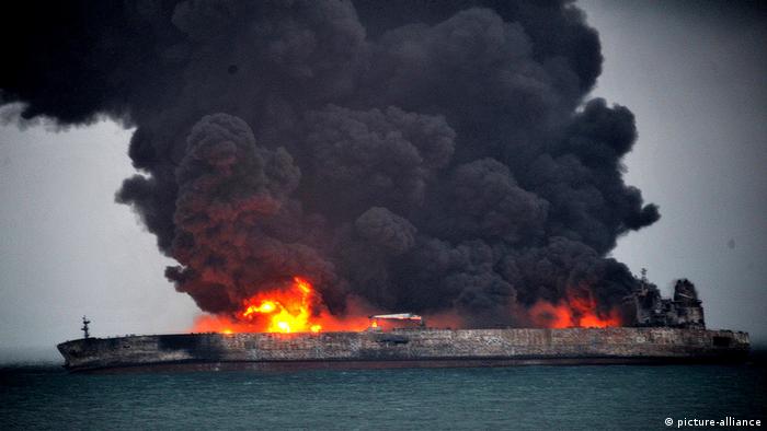 Sunken Oil Tanker How To Protect The High Seas Environment