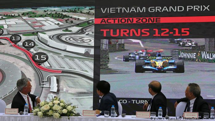 Formula 1 2019 On Tv Race Calendar Uk Times Channel 4