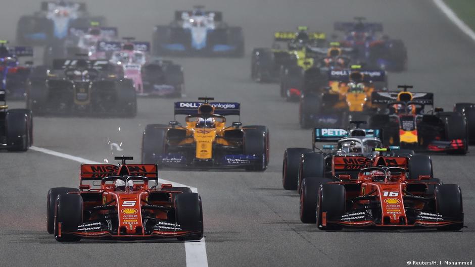 F1 Lewis Hamilton Capitalizes On Ferrari Failure To Win