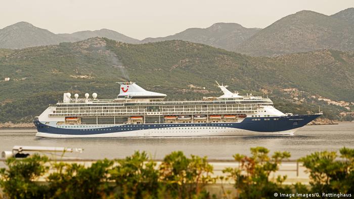 Cruise Ship Rescues 111 Migrants Off Greece News Dw