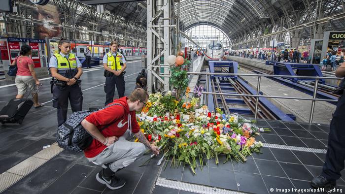 Hombre Que Tiro A Nino Al Tren En Alemania Era Buscado En