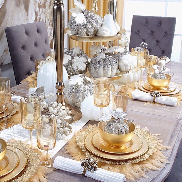thanksgiving tablescapes