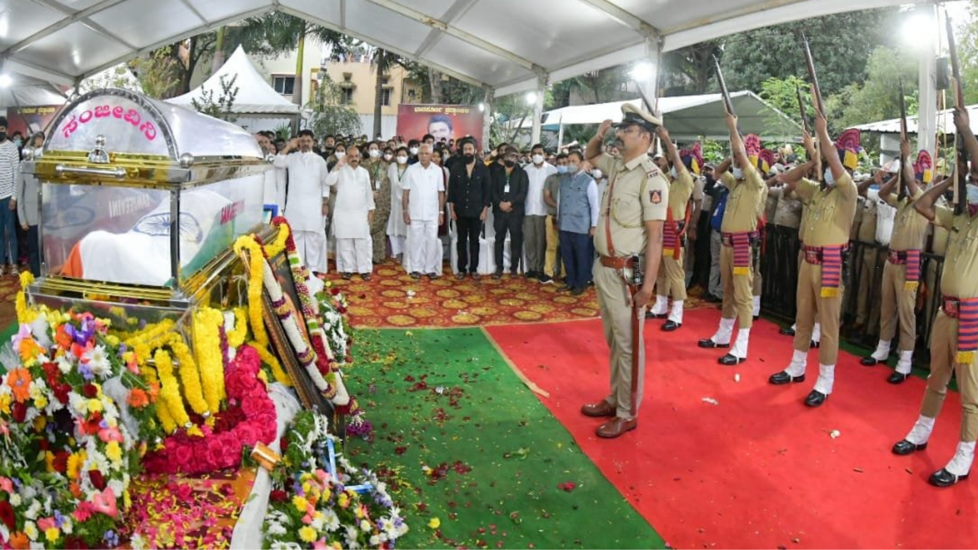 Actor Puneeth Rajkumar laid to rest with full state honours - EastMojo