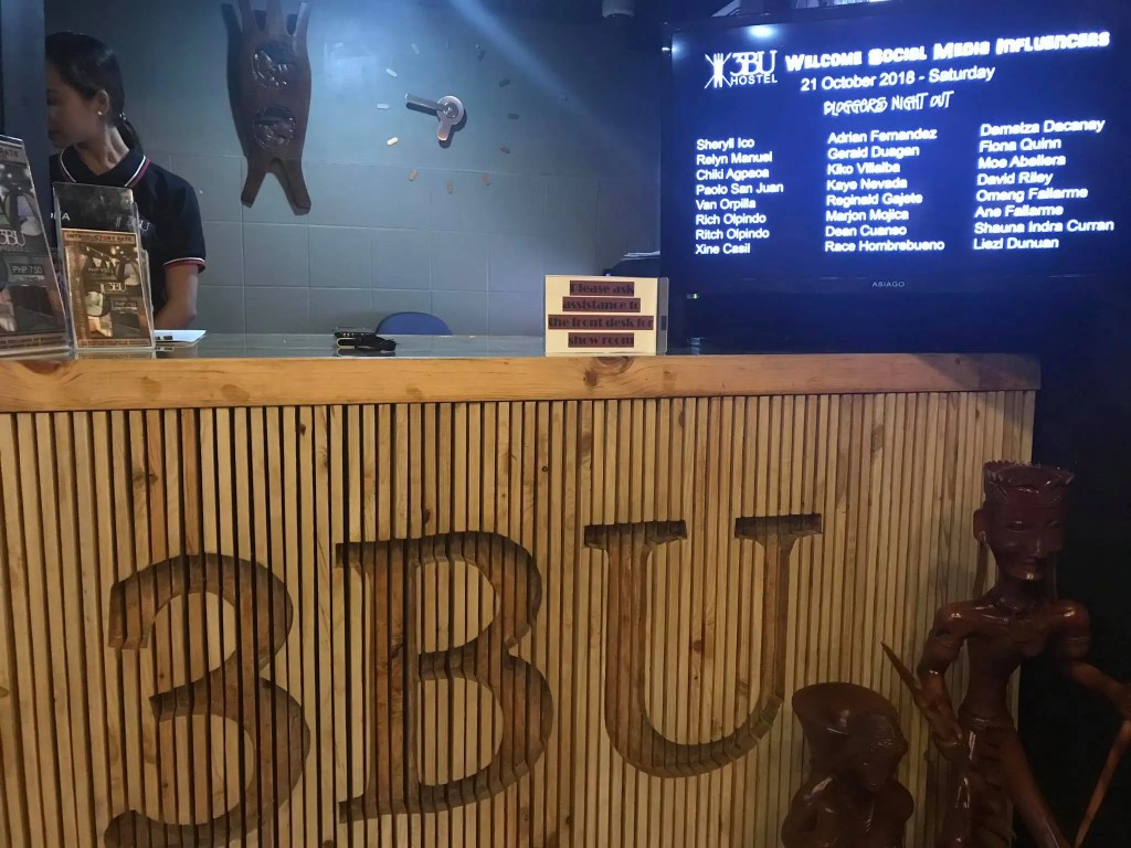3BU Hostel Front Desk