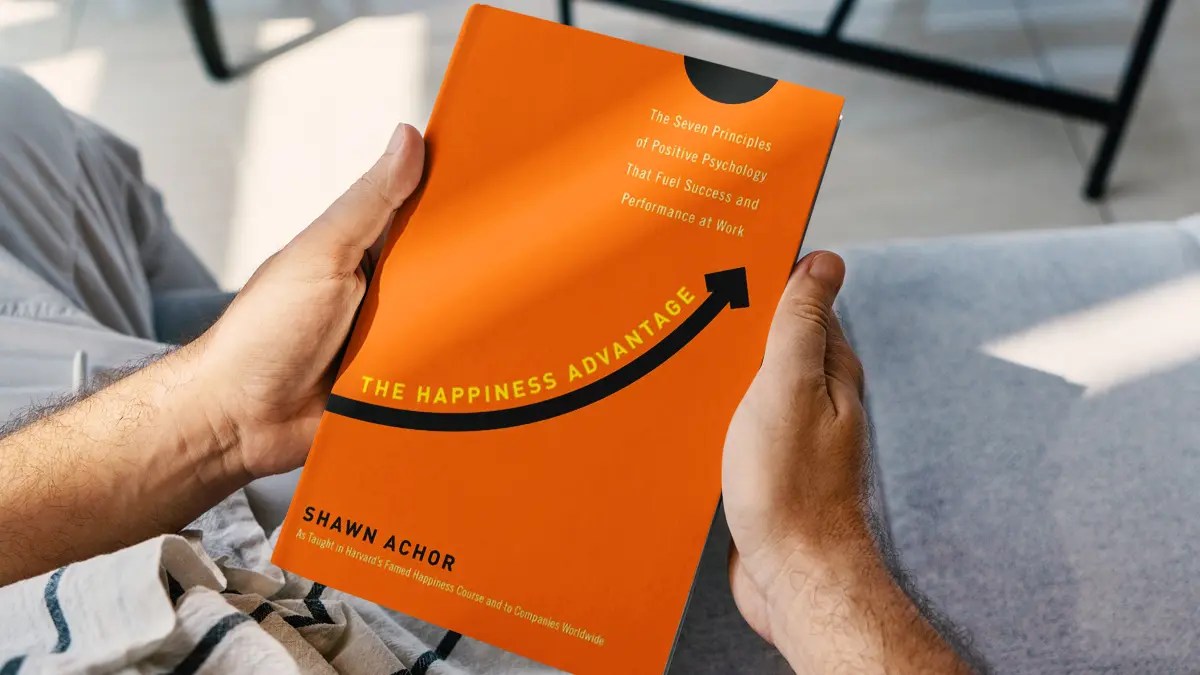 The cover of the book The Happiness Advantage by Shawn Anchor
