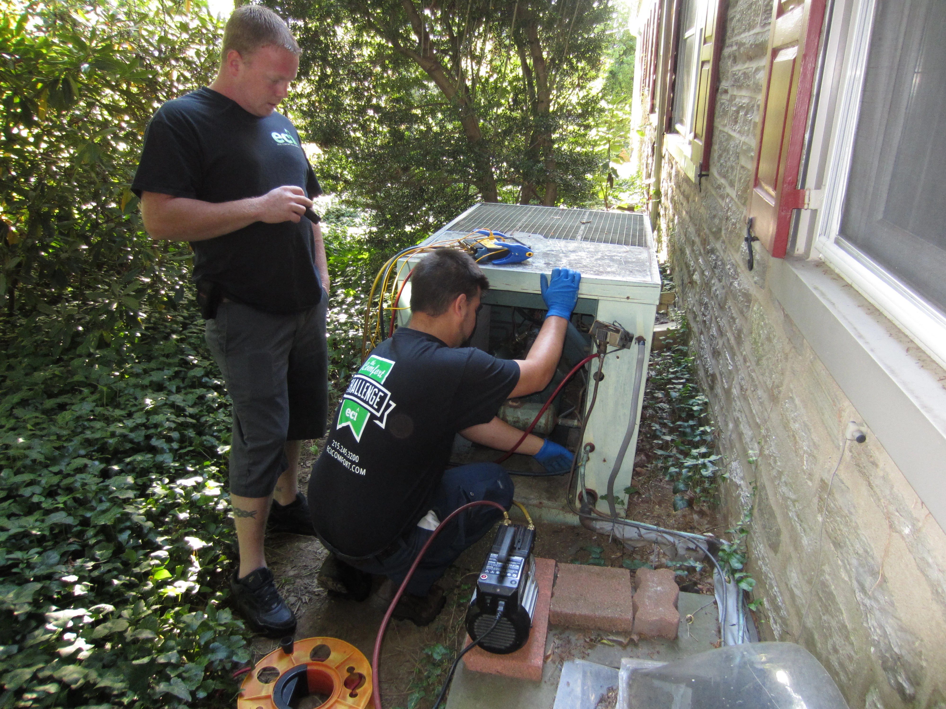 When To Replace Vs Repair Your Split Air Conditioning System - Elegant Mobile Gradient Arts | Free Download