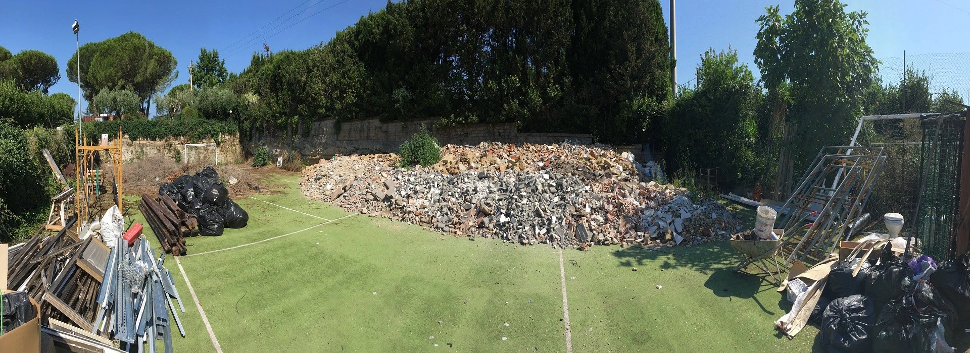Smaltimento calcinacci roma e rifiuti inerti presso impianto rifiuti Roma Ecos Service Srl - smaltimento rifiuti da cantiere Roma