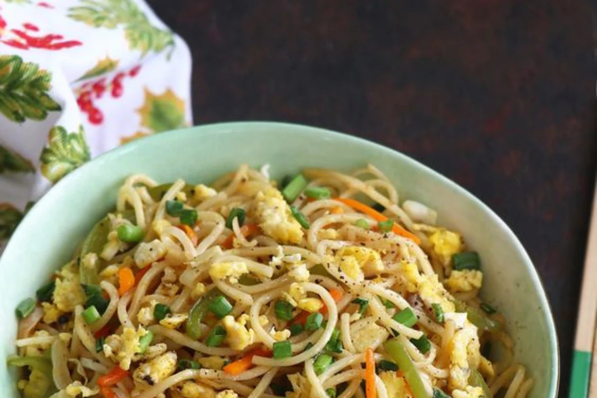 Try This Unique Egg Fried Noodles Recipe Eggoz