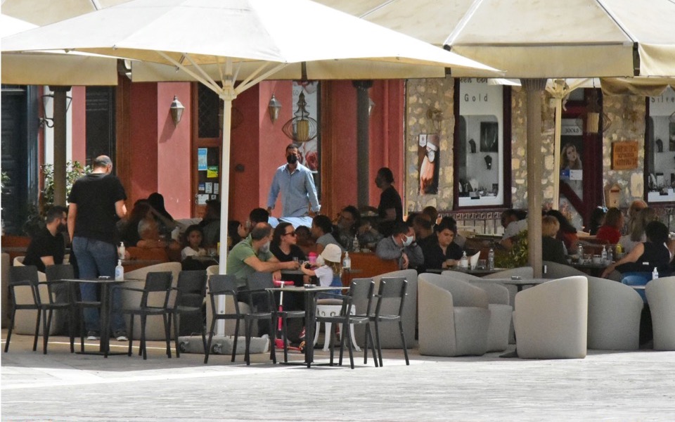 Unveiling Greece's Hospitality Sector: A Price Comparison (2026)